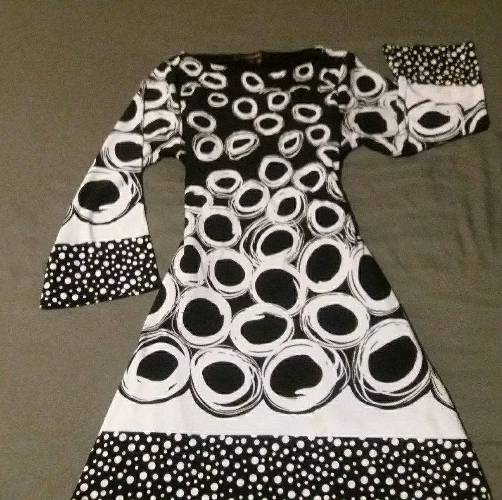 Black n white dress